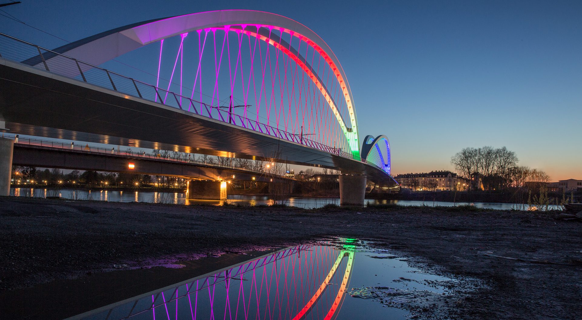 strasbourg france flux lighting architecture architectural luminaire linear LED france germany
