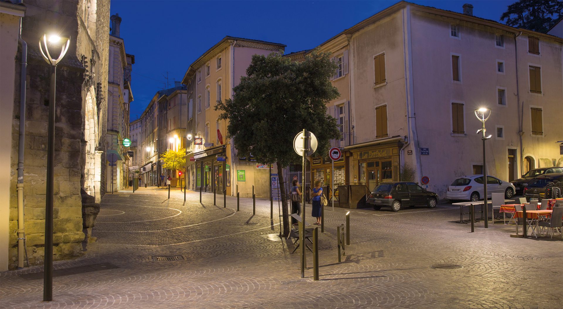 tournon france flux lighting street luminaire